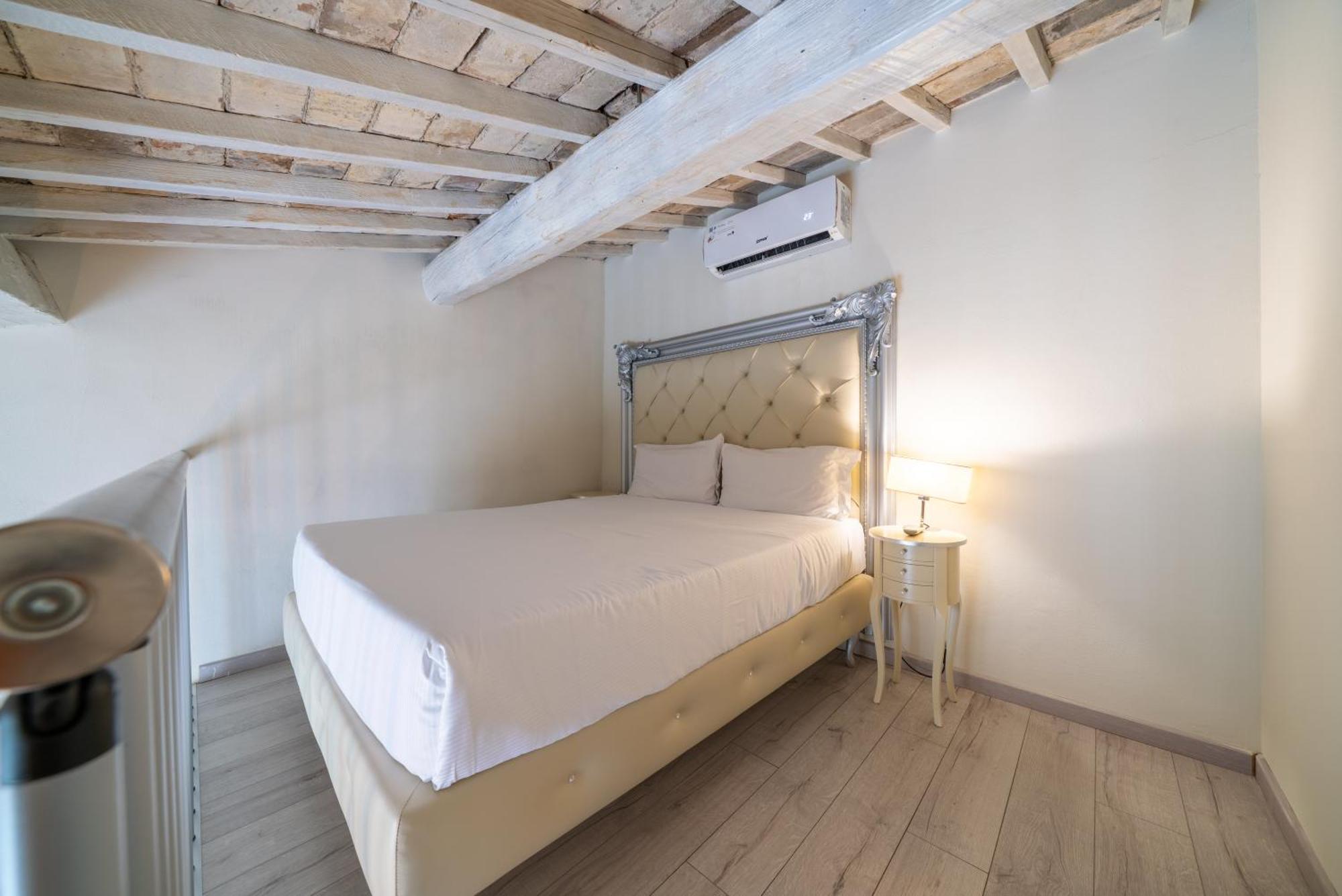 Residenza Conte Di Cavour & Rooftop Florence Luaran gambar