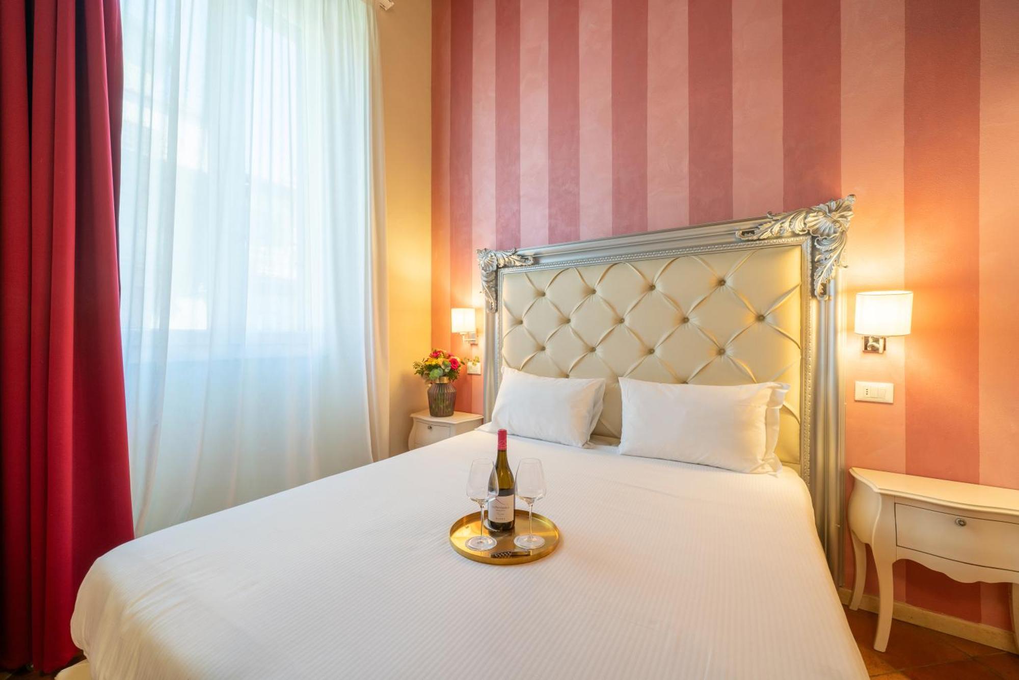 Residenza Conte Di Cavour & Rooftop Florence Luaran gambar