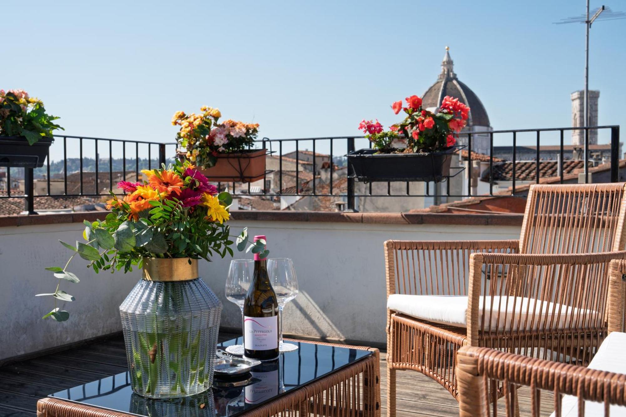 Residenza Conte Di Cavour & Rooftop Florence Luaran gambar