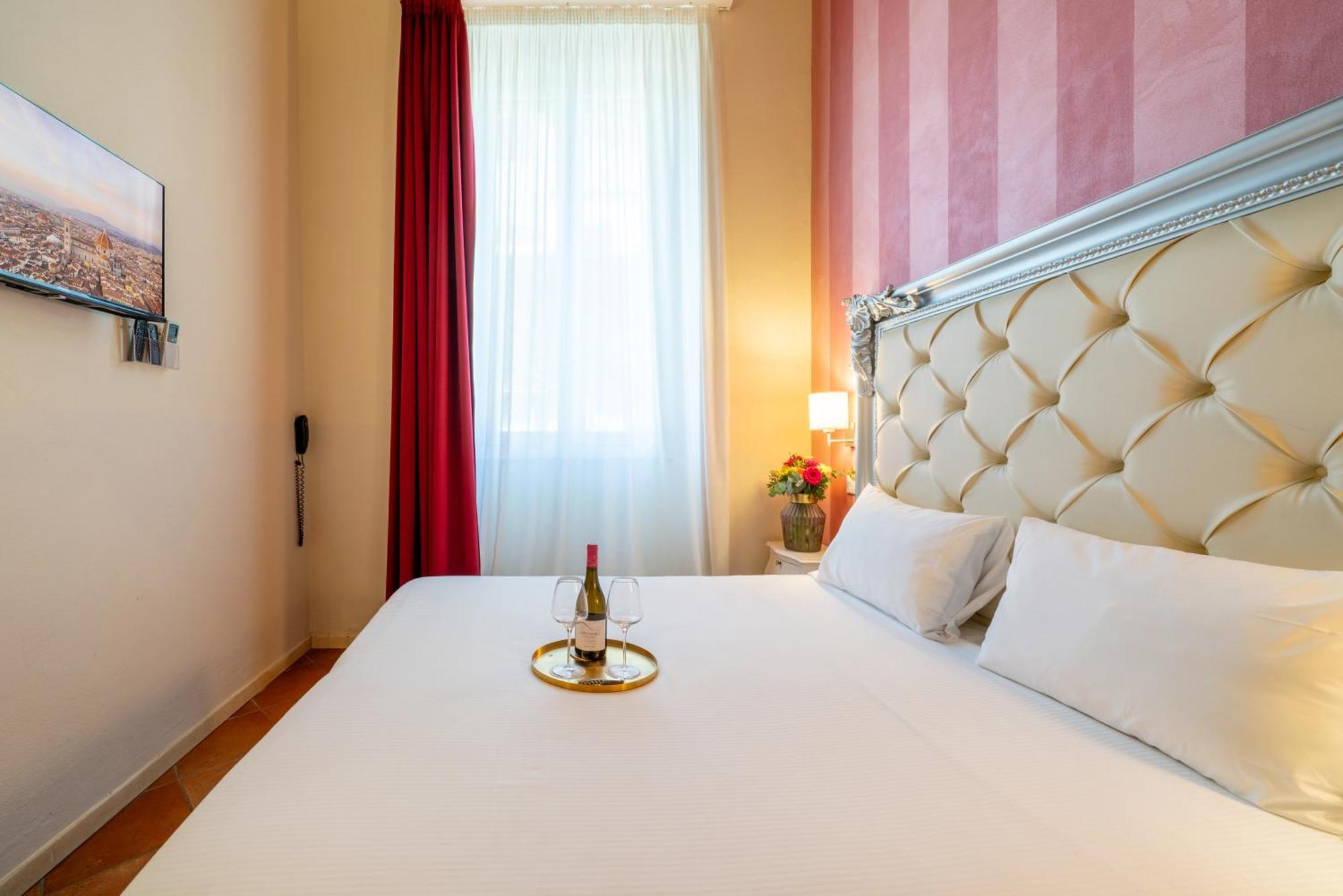 Residenza Conte Di Cavour & Rooftop Florence Luaran gambar