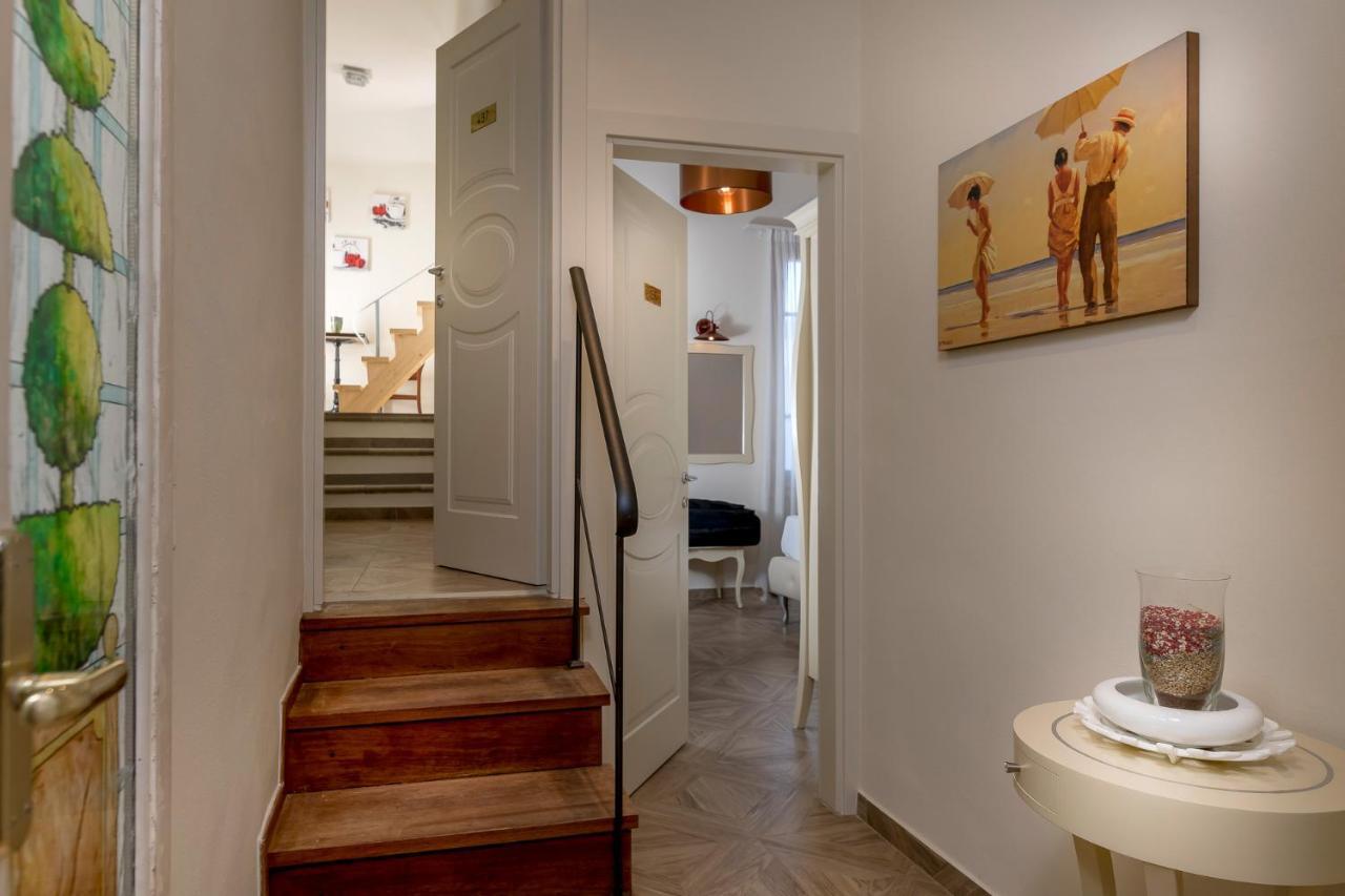 Residenza Conte Di Cavour & Rooftop Florence Luaran gambar